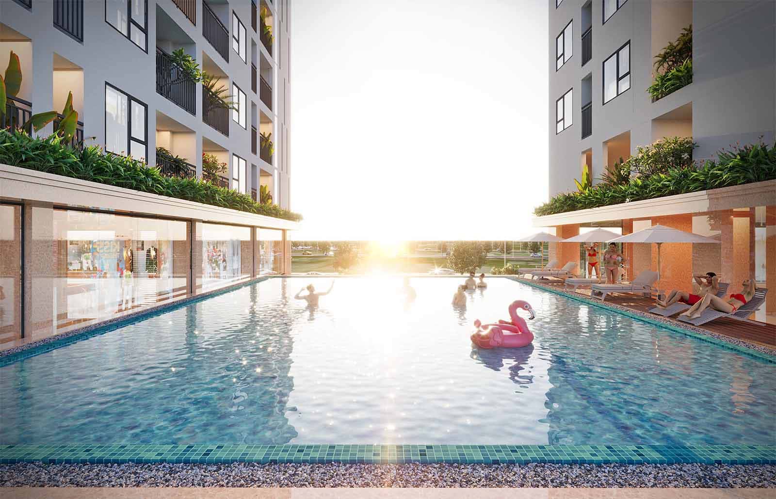 Stown Gateway tận hưởng làn nước mát lạnh tại hồ bơi tiêu chuẩn